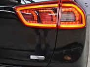 Kia Niro 1.6 GDi Hybrid 141pk DCT6 First Edition Navi | Camera | PDC | Cruise | Trekhaak | LMV