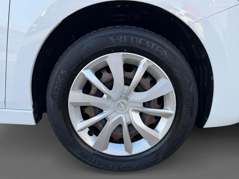 Opel Corsa 1.2 Edition | Cruise Control | Stuurbediening | Bluetooth | Start & Stop | Automatische Verlichting | Regen Sensor |