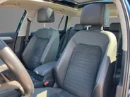 Volkswagen Passat Variant 1.4TSIeHybrid 160kW/218PK GTE Business · Panoramadak · Navigatie · Camera + Parkeersensoren · Apple/Android Car Play
