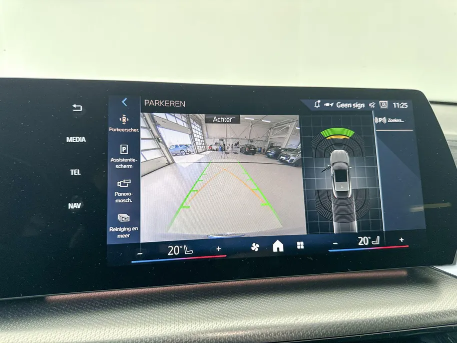 BMW iX2 eDrive20 67 kWh