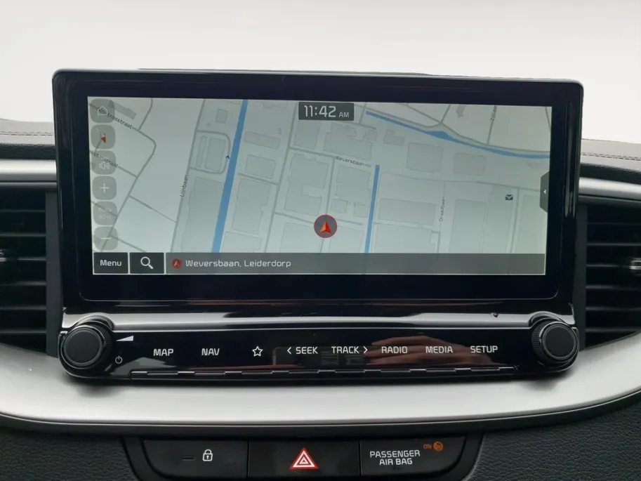 Kia Ceed Sportswagon 1.5 T-GDi DynamicLine | Navigatie | Camera | Apple Carplay / Android Auto | Parkeersensoren achter | Climate control |