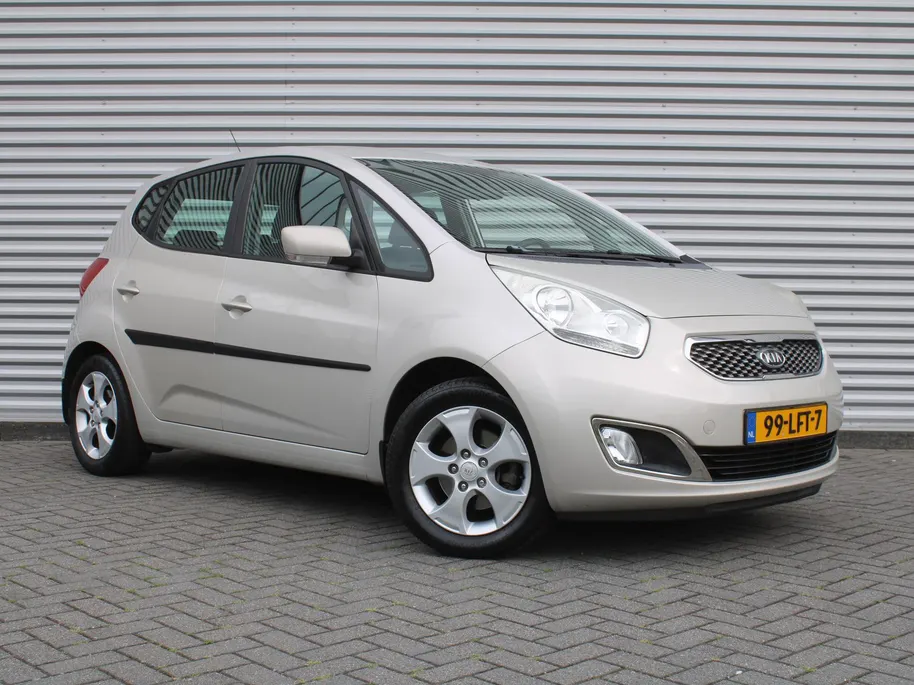 Kia Venga 1.4 CVVT X-ecutive | Trekhaak | 16' LM | Clima | Cruise | Navi | Parkeersensor achter |