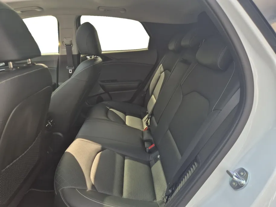 Kia XCeed PHEV Executiveline | Cruise Control | Climate Control | Camera | Memory Stoelen | Open Dak | Stoelverwarming | Stuurverwarming | Stoelverkoeling | Elektrische Kofferbak |