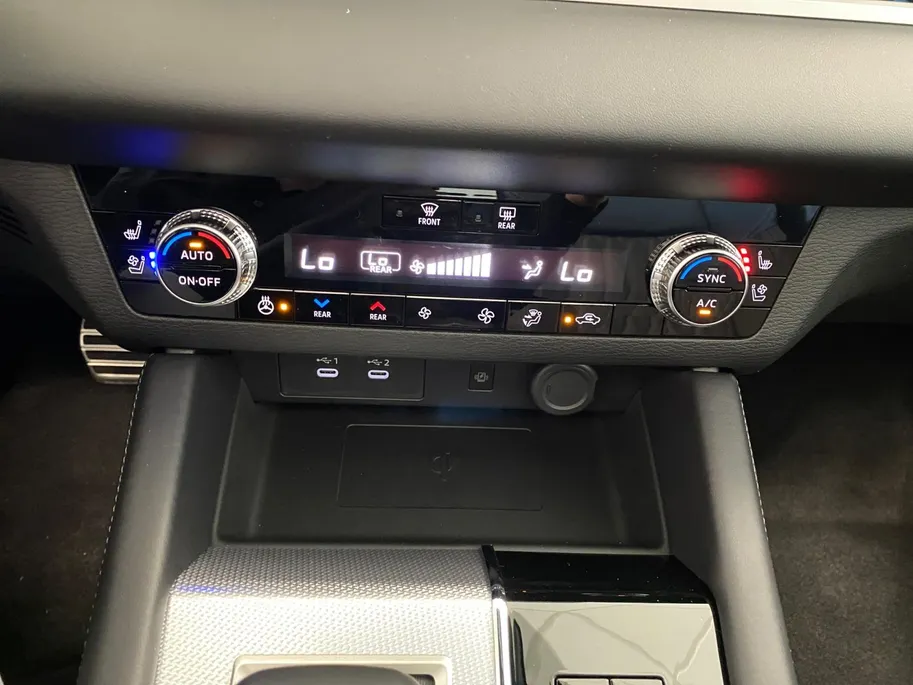 Mitsubishi Outlander 2.4 PHEV | INSTYLE | DIRECT LEVERBAAR | PRIJS INCL €6.000,- VOORRAAD KORTING |