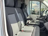 Volkswagen Bedrijfswagens Crafter Bedrijfswagens 35 Trendline 2.0 TDI 140pk L3H3 · 18' LM velgen · Trekhaak · Sidebars · Achterdeurspoiler · Voorspoiler · Camera · Apple/Android Car Play · Navigatie