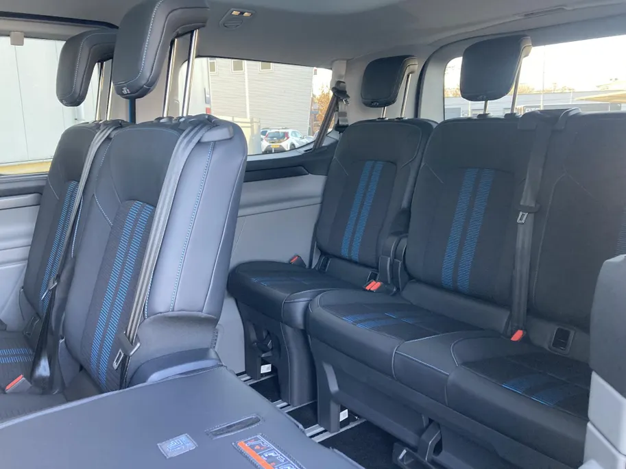 Ford Tourneo Custom E-Custom 65kW 218pk Sport 8- 340 L1H1 Sport ELEKTRISCH-Personenvervoer 8 zitplaatsen-Panoramadak-Sportuitvoering
