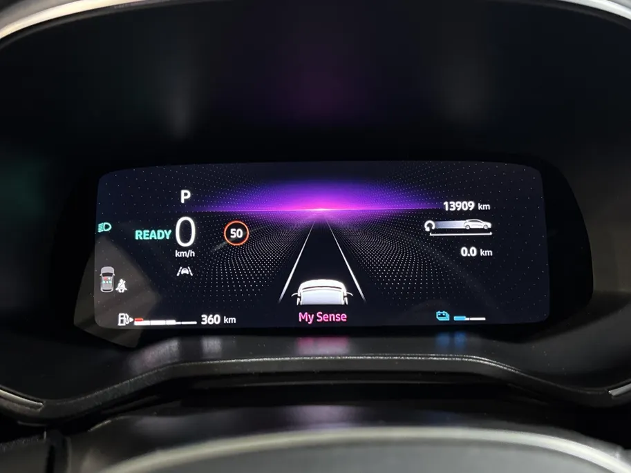 Renault Clio 145PK E-Tech Full Hybrid Esprit Alpine Automaat | DEMO | Bose Audio | Stoelverwarming | 360 Camera | Digital Cockpit | Apple CarPlay/Android Auto | Licht & Regen Sensor | Navi |