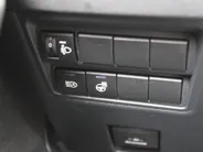 Mazda 2 Hybrid 1.5 Agile | Comfort pakket | Trekhaak | CarPlay | Camera | Stuur-/stoelverwarming | Cruise adapt. | 15' LM |