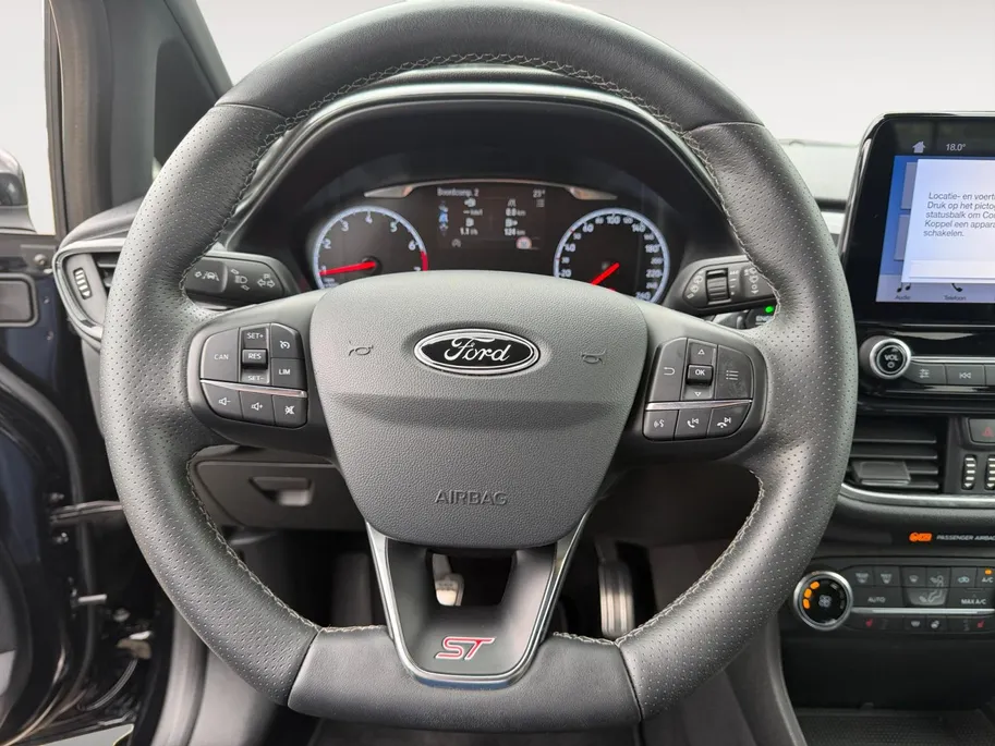 Ford Fiesta 1.5 EcoBoost ST-3 | Volledig dealer onderhouden | NL auto | Winter pack | BLIS | Parkeersensor achter | Achteruitrijcamera | B&O audio | Apple carplay & Android auto | 18' lichtmetalen velgen | Bovag garantie |