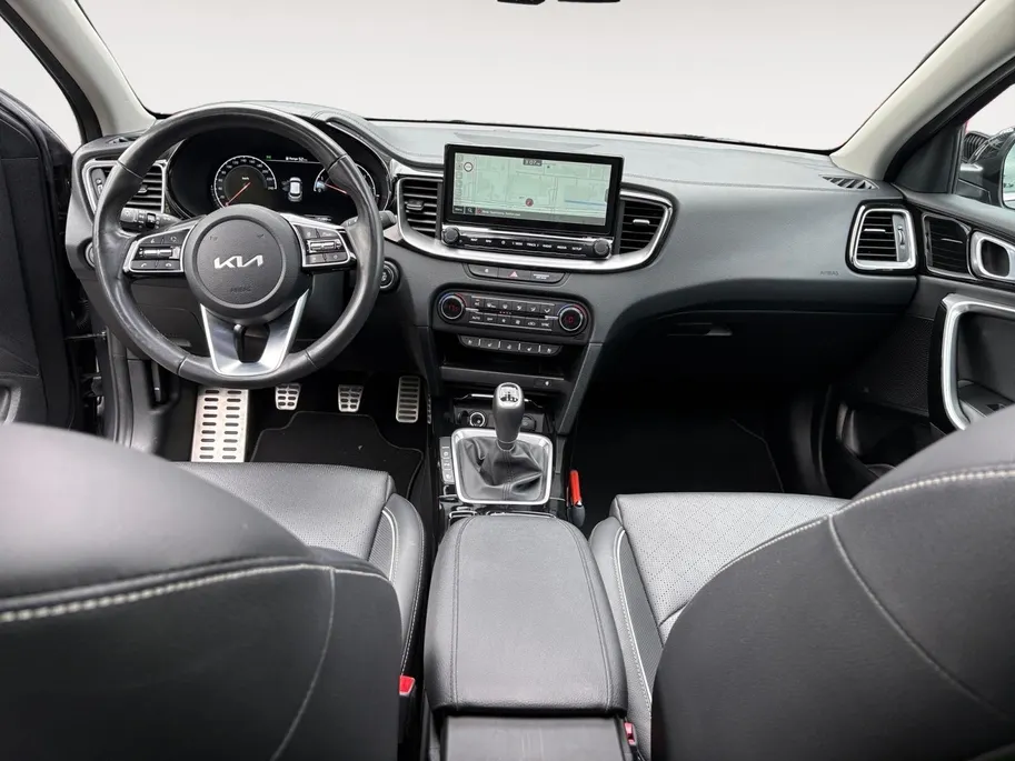 Kia XCeed 1.5 T-GDI MHEV ExecutiveLine | Airco | Navi | Camera | Stoelverwarming | Panoramadak | Stoelventilatie | Elektrische stoelen |