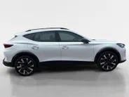 CUPRA Formentor 1.5 TSI e-Hybrid Business *NIEUW*Navi+Camera*Schuif/kanteldak*Adapt Cruise Control*Winter Pack*Trekhaak*Elekt.achterklep*Vol opties!