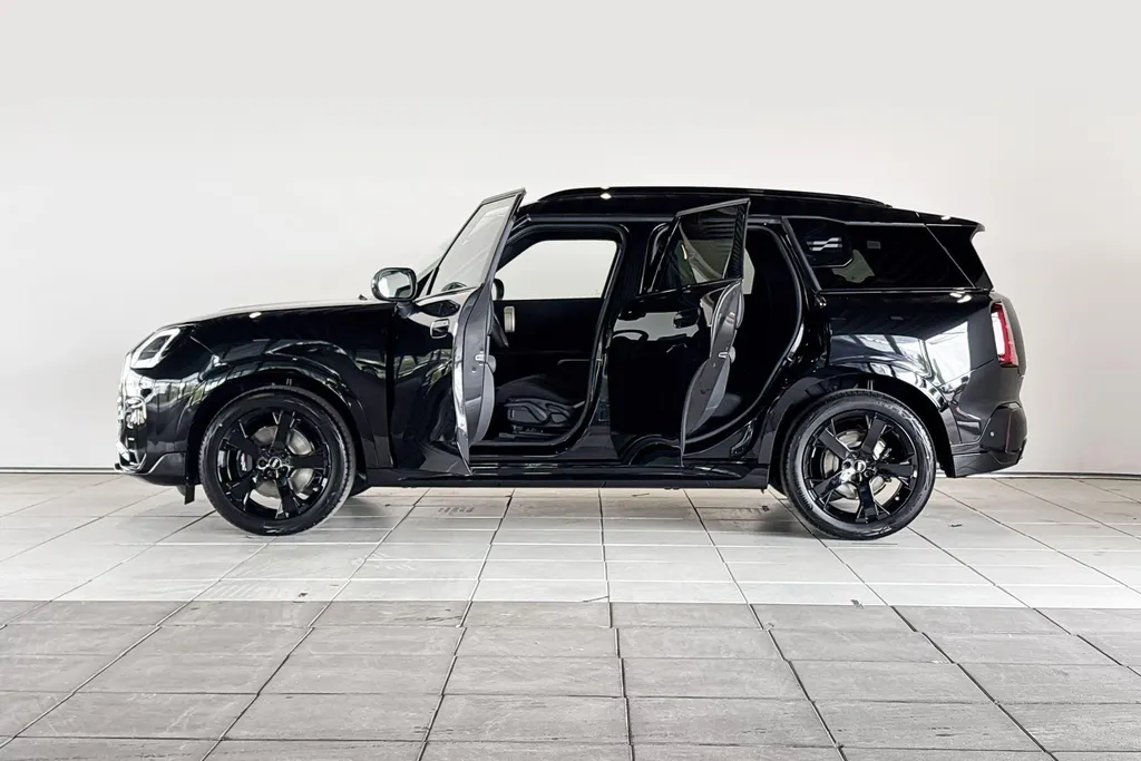 MINI Countryman 1.5 C John Cooper Works M
