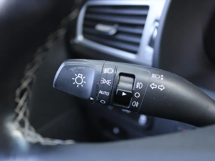 Kia Niro 1.6 GDi Hybrid DynamicPlusLine | Stuur-/stoelverwarming | Camera | Leer | Navi | Clima | Cruise adapt. | Keyless | 16' LM |