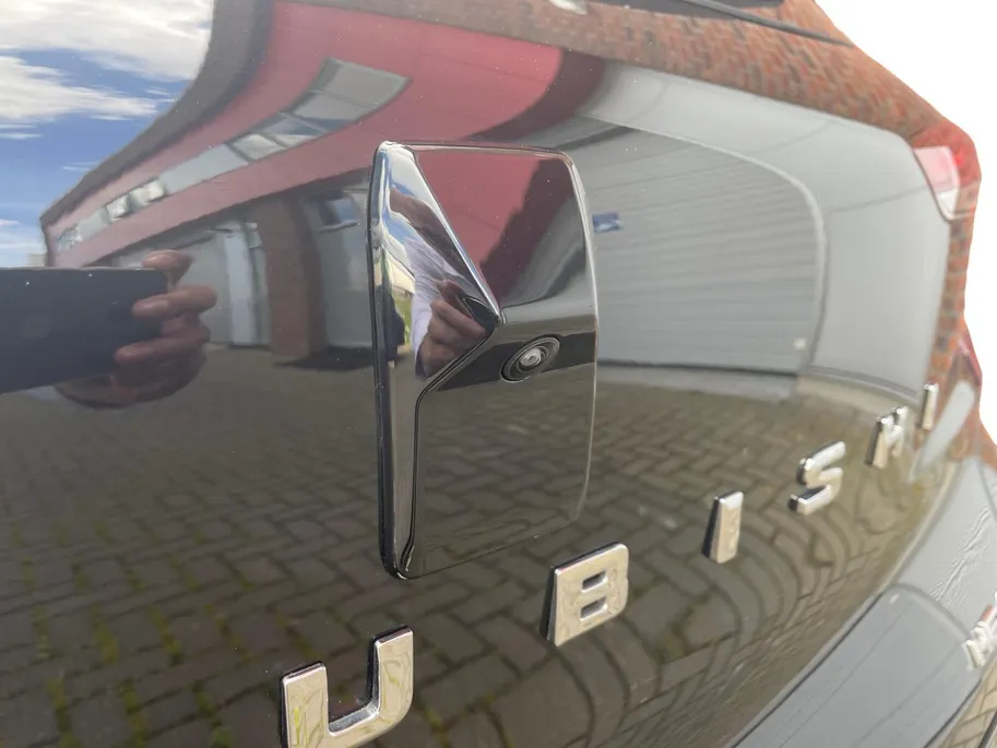 Mitsubishi ASX 1.6 HEV AT Instyle 143PK AUTOMAAT | Schuif-kanteldak| Navigatie| Leer| Lichtmetalen velgen| BOSE| Camera| Parkeersensoren| Metallic lak