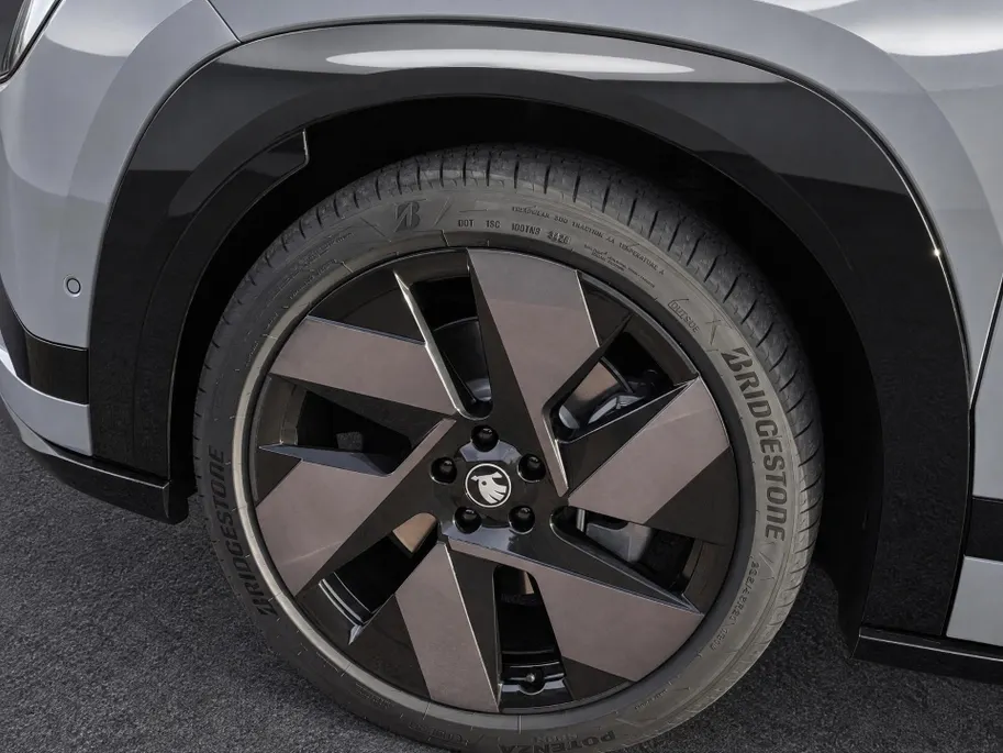 Škoda Peaq 90 Sportline 7p. | Assistance pakket | 21' Dugong | Relax pakket & Sonos