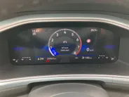Volkswagen T-Roc 1.0TSI/110PK Goal · Navigatie · Apple/Android Car Play · Stoelverwarming · Dodehoeksensoren · Garantie t/m 10-07-2027