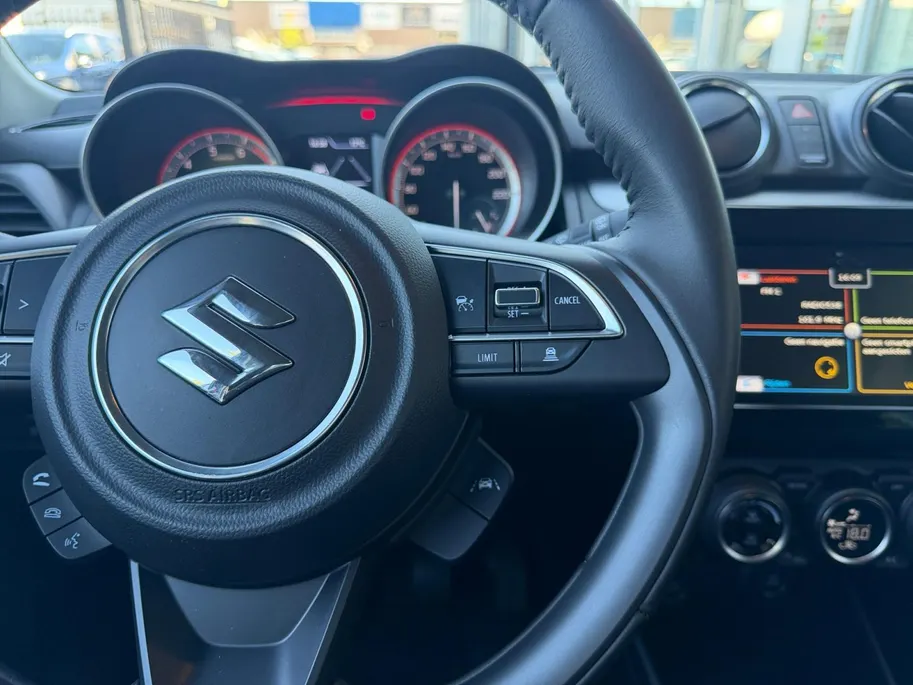 Suzuki Swift 1.2 Style Smart Hybrid | Climate Control | Camera | Navigatie | Stoelverwarming |