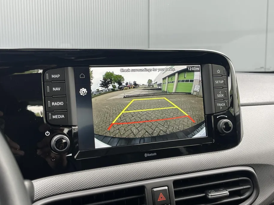 Hyundai i10 1.0 Comfort Smart | Camera | Navi | Cruise | Apple Carplay | Android Auto |