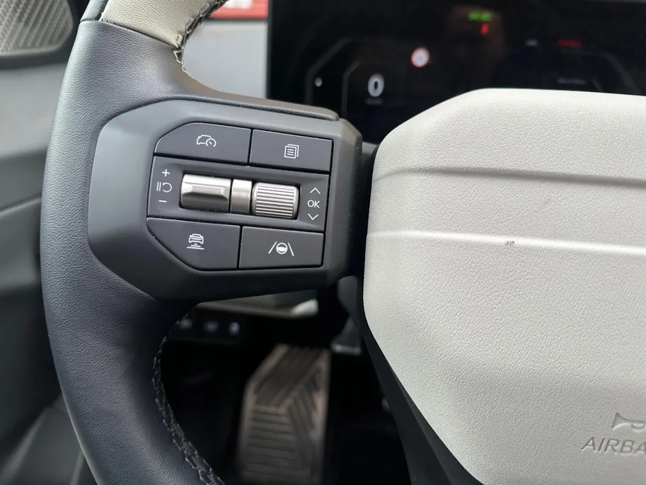 Kia EV4 GT-Line 81.4 kWh | Nieuw te Bestellen | informeer naar beschikbaarheid| Panorama schuif/kanteldak | LED-Matrix | Harman Kardon | wireless carplay |