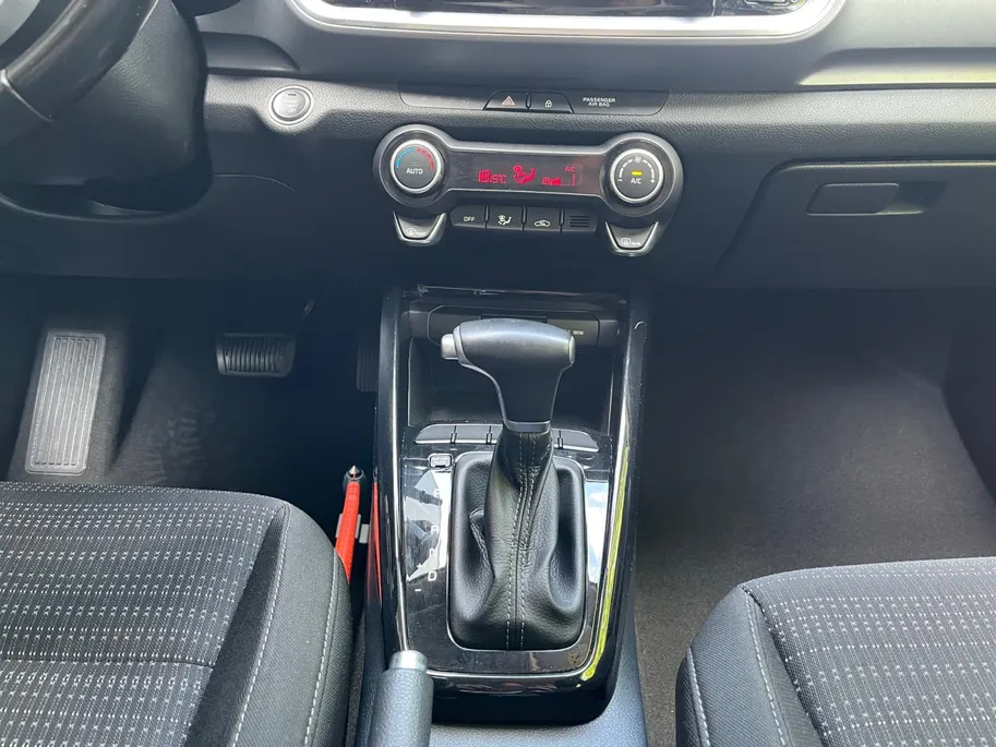 Kia Stonic 1.0 T-GDi MHEV DynamicPlusLine | Automaat | Navigatie | Carplay | Parkeercamera | Cruise Control | Climate Control