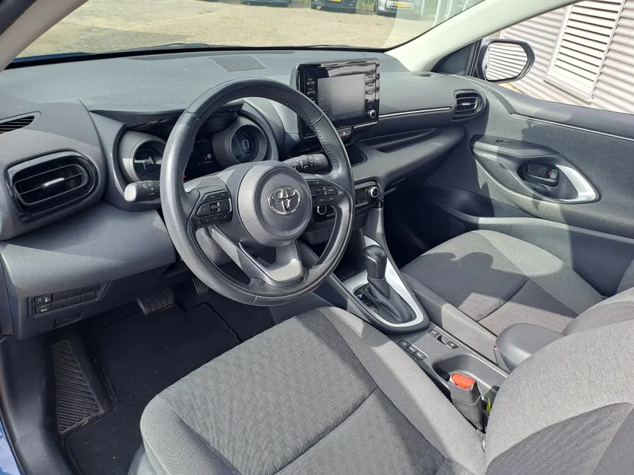 Toyota Yaris 1.5 Hybrid Dynamic | Camera | Navi |  Apple Carplay/Android Auto | Cruise control adaptief | DAB | Automaat | ECC