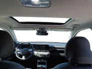 Hyundai Kona 1.6 GDI HEV Premium Sky |