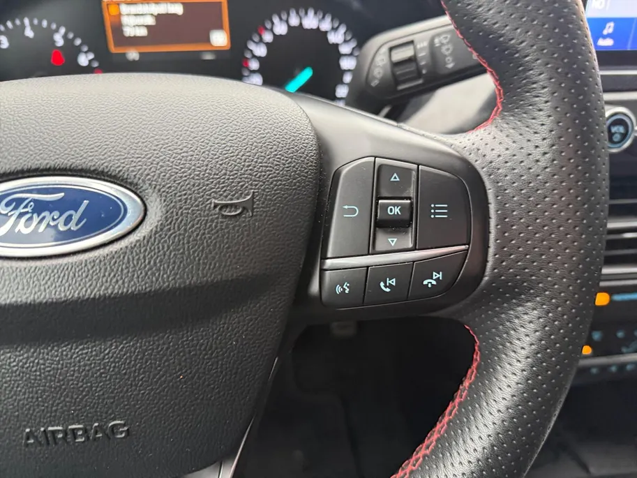 Ford Focus Wagon 1.0 EcoBoost Hybrid ST Line X Business | NL Auto | Dealeronderhouden | Winter Pack | Achteruitrijcamera | LMV | Apple Carplay & Android Auto |