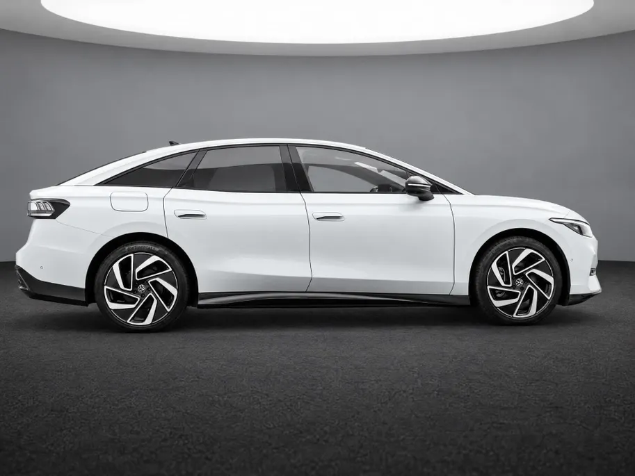 Volkswagen ID.7 Pro Business 286pk 77 kWh · SOH 97,2% · 360 Camera · Head-Up · Alarm · Elek. Trekhaak · Keyless · Elek. Voorstoelen · 20'' Inch · Gratis onderhoud & APK t/m 30-01-2030 · EXTRA INRUILKORTING ·