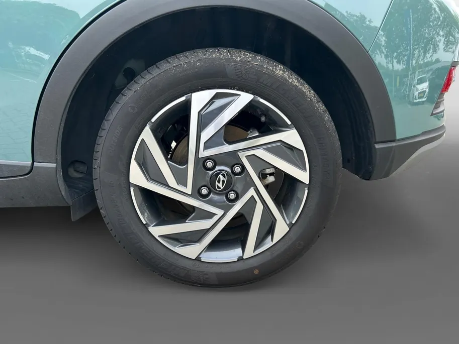 Hyundai Bayon 1.0 T-GDI Comfort Zeer mooie uitvoering! NU incl. 12 Maanden GARANTIE! Premiumpakket GRATIS!!