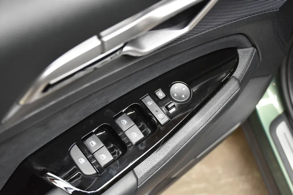 Kia Sportage 1.6 Plug-In Hybrid AT6 4WD GT-Line