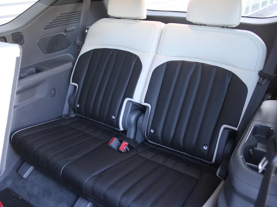 Kia EV9 GT-Line AWD 99.8 kWh | 7-zits | Stuur-/stoelverwarming + ventilatie v+a | 360 Camera | Schuifdak | Elek. stoelverstelling +  achterklep | HUD | Leer | 21" LM |
