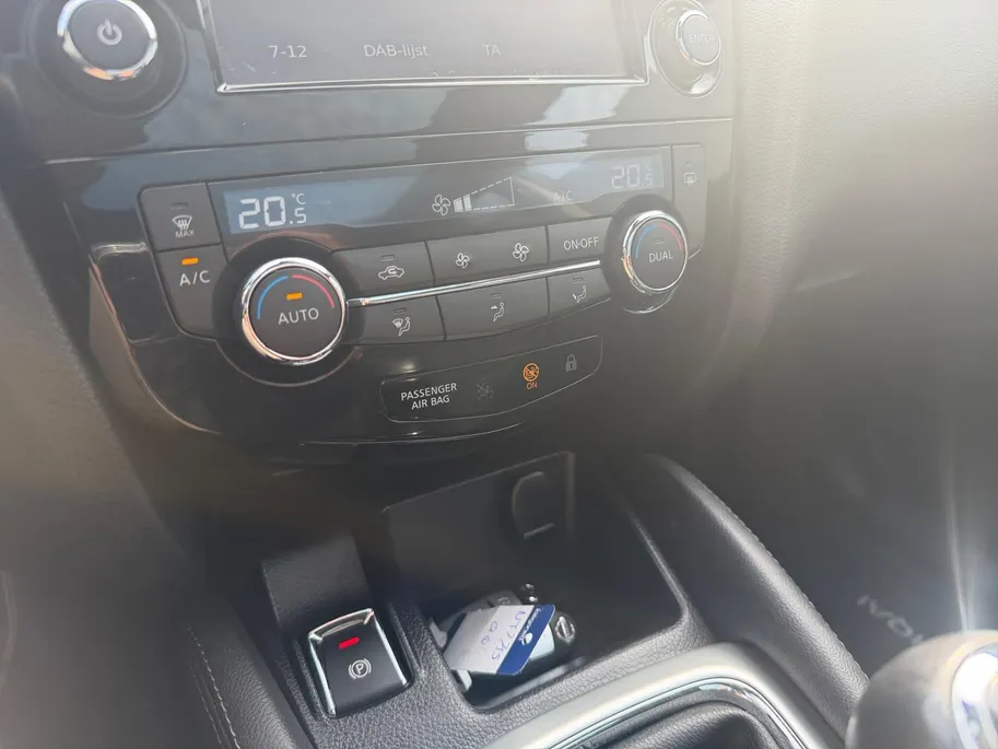 Nissan QASHQAI 1.2 N-Connecta | 1E EIGENAAR | DEALER ONDERHOUDEN | PANO DAK | DEALER ONDERHOUDEN | NAV | TELEFOON |