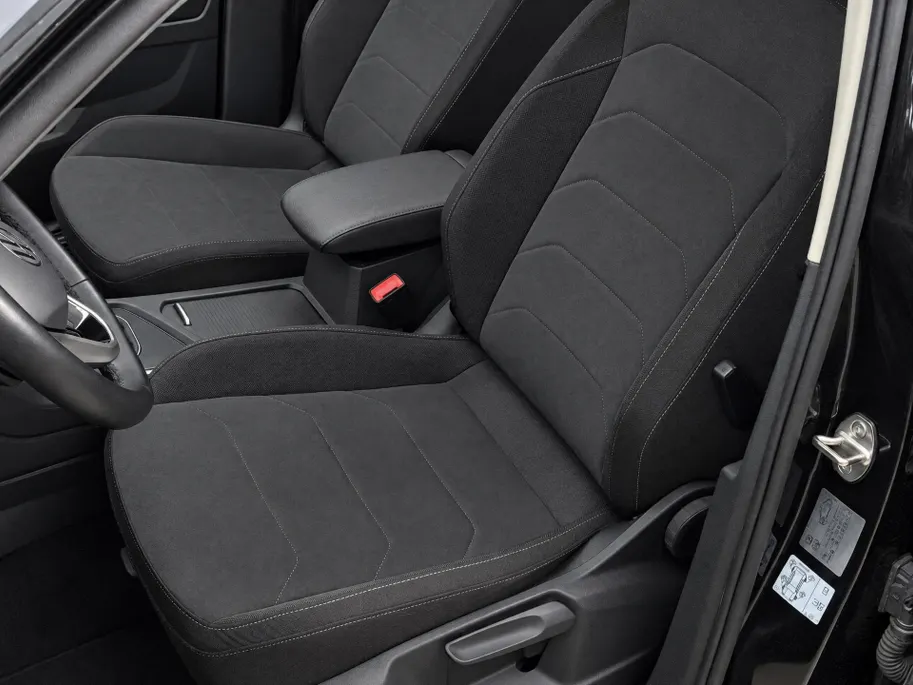 Volkswagen Tiguan 1.4 TSI eHybrid 245pk DSG Elegance · Panoramadak · Camera · Parkeerassistent · Matrix LED · Keyless · Elek. Achterklep ·