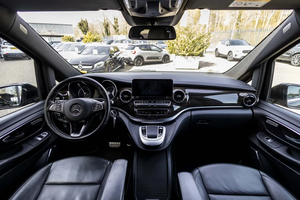 Mercedes-Benz V-Klasse 300d Lang DC Avantgarde Edition EX.BTW