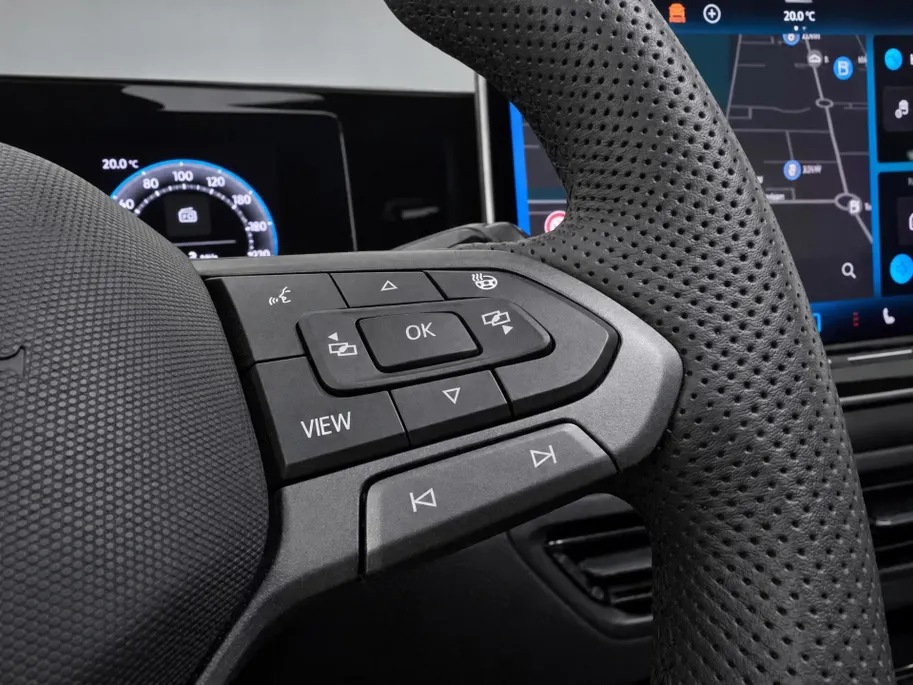 Volkswagen Tiguan 1.5 272pk DSG eHybrid R-Line Edition · Panoramadak · Wegklapbare Trekhaak · 360 Camera · Verwarmbare Voorruit · 20'' Inch · Garantie t/m 16-04-2030 of 100.000km