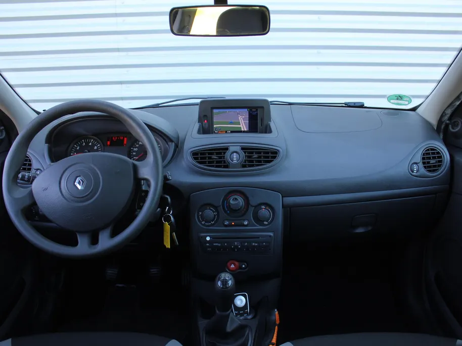 Renault Clio 1.2 Special Line | 5-Drs | Navi | Airco | Eerste eigenaar | Elek. ramen | Michelin Winterbanden |