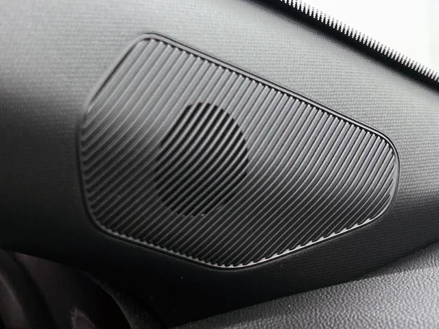 Renault Captur E-Tech full hybrid 145PK techno | CAMERA | NAVI | CARPLAY