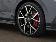 Volkswagen Golf 2.0 TSI 245pk DSG GTI · Panoramadak · Camera · Dodehoeksensoren · Matrix LED · Stuur- & Stoelverwarming · Keyless ·
