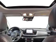 Kia Stonic 1.0 T-GDi MHEV GT-PlusLine | PRIVATE LEASE VANAF 373,- |1e Eigenaar | Meest luxe uitvoering | Schuif-/kanteldak | Metallic lak | Cruise Control | camera | Carplay | Fabrieksgarantie | NAP