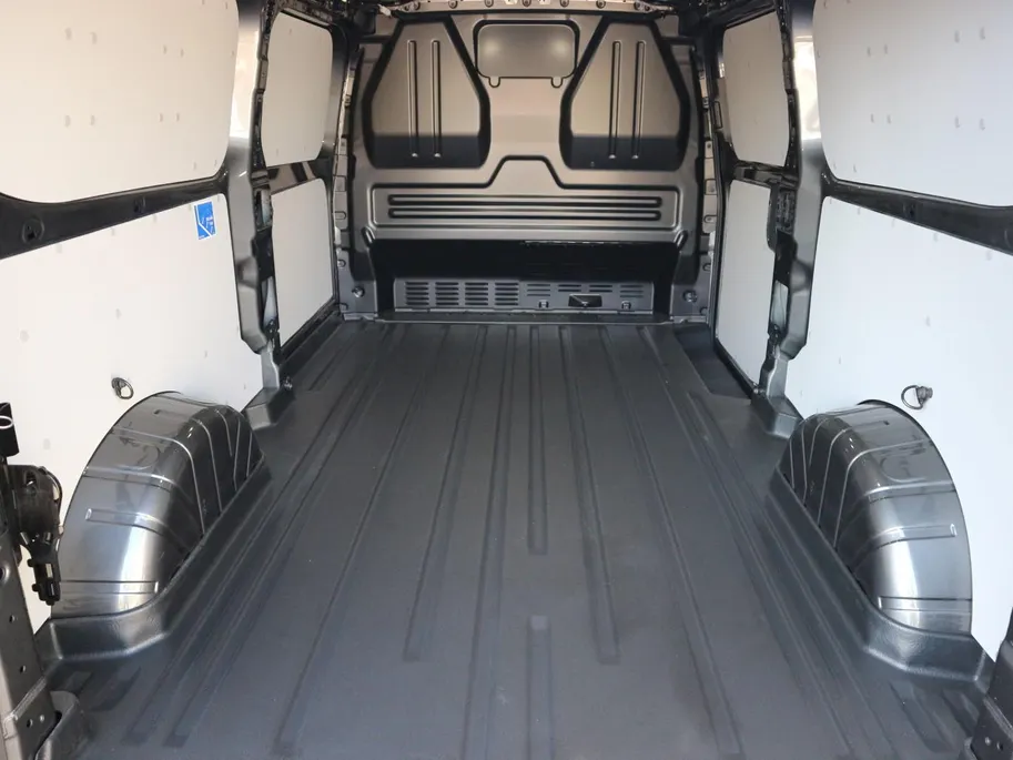 Ford Transit Custom 320 2.0 TDCI L2H1 Trend 136pk / BPM vrijstelling!