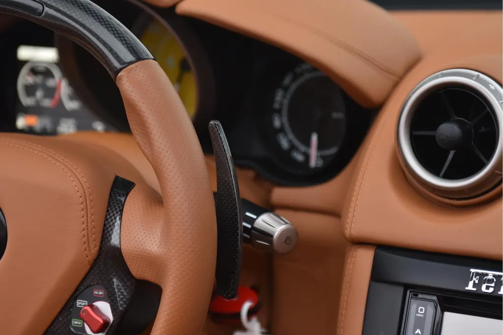 Ferrari California 4.3 V8 HELE