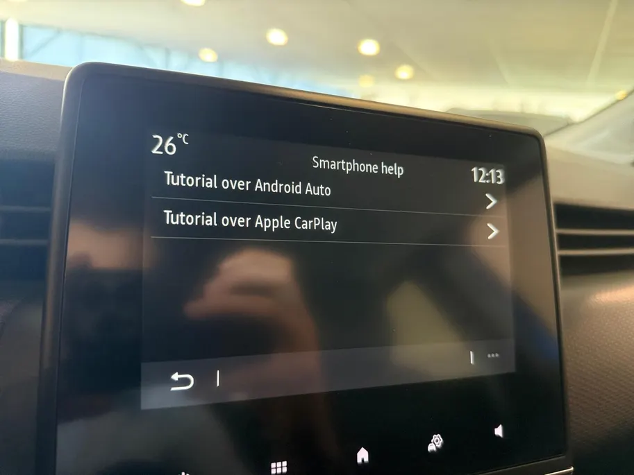 Renault Clio 1.6 E-Tech Hybrid 145 Equilibre *Automaat*Navi(Carplay)*Climate*Cruise*L.M. Velgen