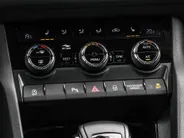 Škoda Kodiaq 1.5 TSI 150pk DSG Sportline Business 7p. · Camera · Wegklapbare Trekhaak · 7 Persoons · Apple/Android Car Play · 19'' Inch · Garantie t/m 27-05-2028 of 100.000km