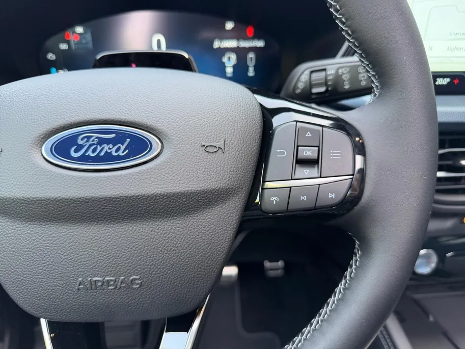 Ford Kuga 2.5 PHEV BlueCruise Edition | 3 Weken Verwachte Levertijd | €4.000,- Ready Set Ford Bonus | Elektrisch Wegklapbare Trekhaak | Panoramadak | Incl. Lifetime BlueCruise | B&O Premium Audio | 360 Graden Camera | 20' Lichtmetalen Velgen | Matrix LED Koplamp