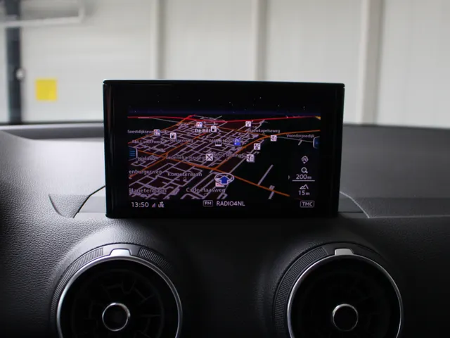 Audi Q2 35 TFSI Epic Automaat Navigatie | Climate Control | Stoelverwarming | Parkeersensoren