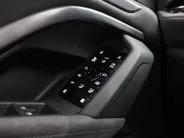 Audi Q5 e-hybrid quattro S edition Competition 367 PK · Panorama dak · Trekhaak elek. wegklapbaar · bijrijdersdisplay · 21' LM Velgen