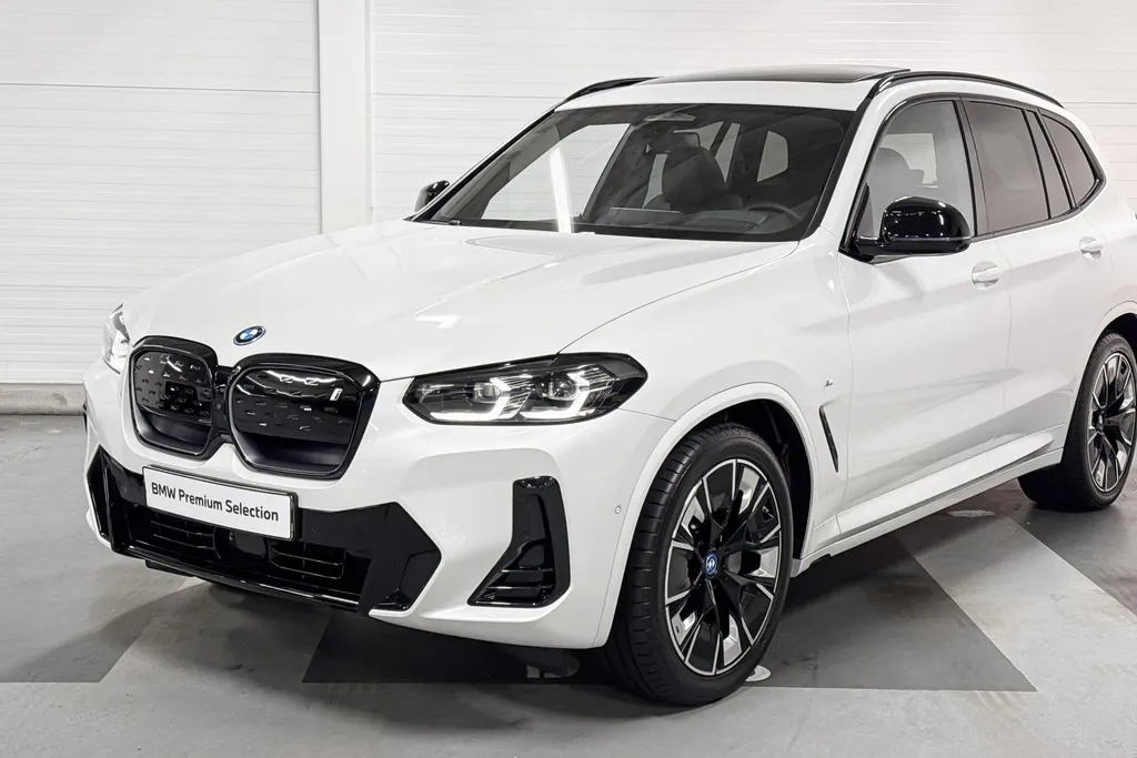 BMW iX3 High Executive