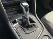 Volkswagen Tiguan 1.5TSI/150PK R-Line DSG · Panoramadak · Harman Kardon sound · Apple/Android Car Play · Camera + Parkeersensoren