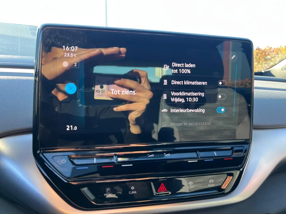 Volkswagen ID.4 Pro 77 kWh Nederlandse auto | WLTP 510km | Trekhaak | CarPlay | Navigatie | Adapt. Cruise | etc.