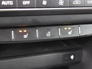 Kia Ceed Sportswagon 1.5 T-GDi DynamicPlusLine | Stoel- & stuurverwarming | Camera | Clima | Cruise adapt. | LED | Navi | Elek. achterklep | 16' LM |
